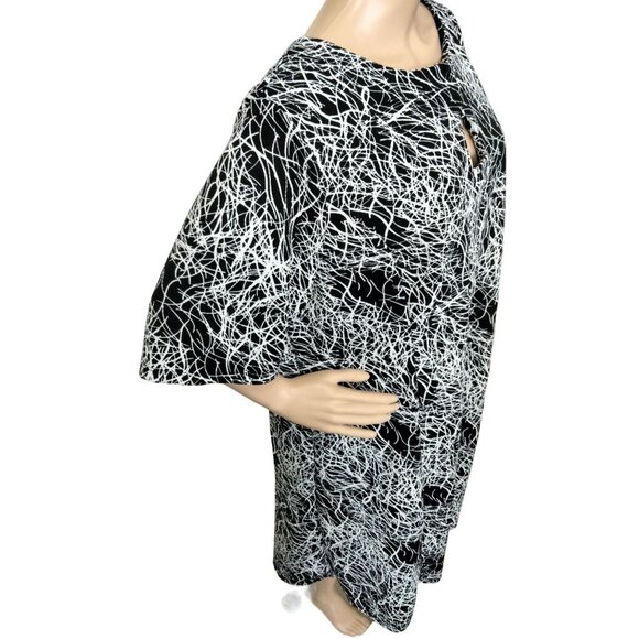 Avenue Plus Size 26/28 Dress Womens Black White Abstract Print Keyhole - Picture 5 of 10